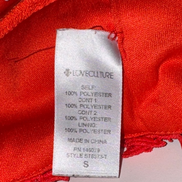 LOVE-CULTURE CROP TOP - Picture 4 of 4